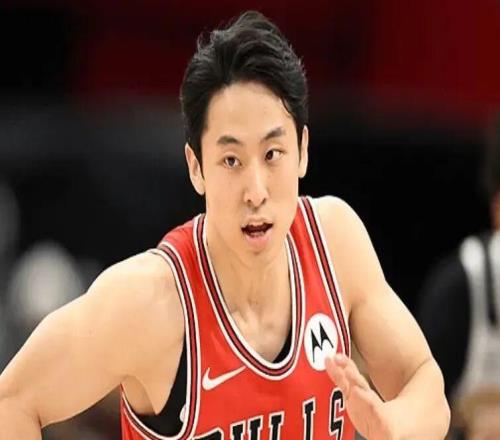 河村勇輝：做好這一點(diǎn)，能贏中國男籃