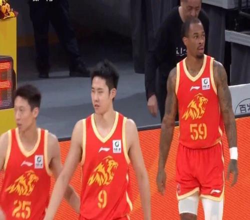 CBA多隊更換外援！廣廈取消注冊塔克，山東裁斯蒂爾，山西裁蓋伊