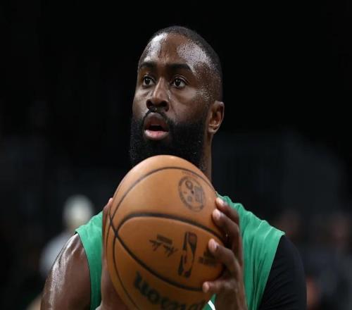 場均數(shù)據(jù)未進(jìn)前五，布朗憑什么沖一陣