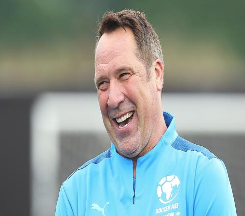 希曼悼念曼寧格：替補門將的雙冠奇跡與48歲猝逝