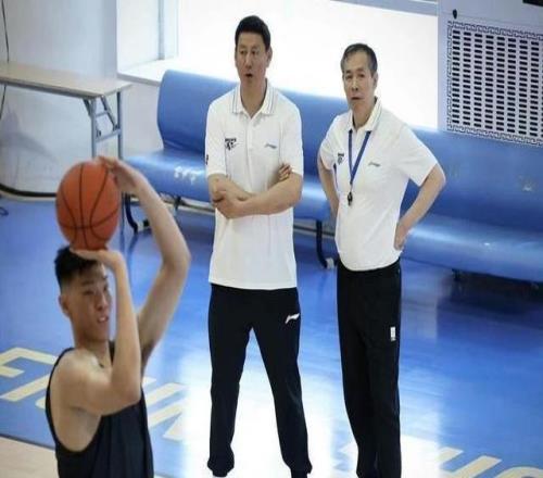 CBA李楠正式解禁，進(jìn)入北汽男籃教練組輔佐許利民
