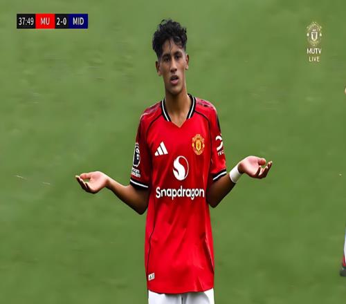 曼聯(lián)小梅西沖擊三冠王，俱樂部仍擔心皇薩仁挖角！明年就有大風險