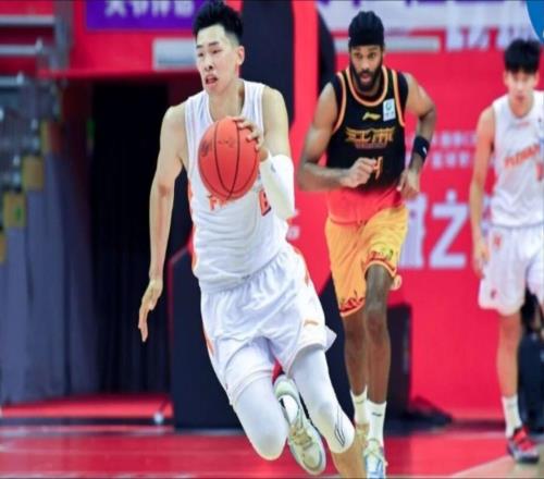 再砍19+12！場均比曾凡博多近4分，球迷呼吁：郭士強給他一個機會