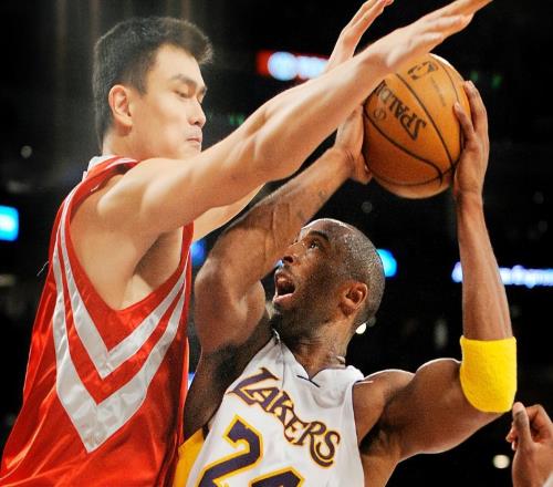 湖人火箭歷史8次季后賽交手，雙方戰(zhàn)績(jī)?nèi)绾蝺H1次打入搶七