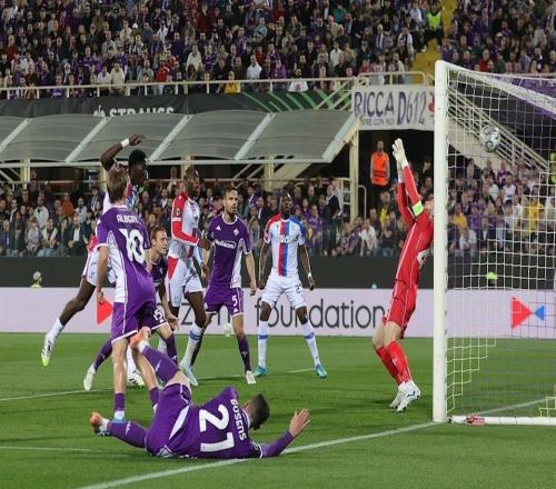 水晶宮3球優勢險翻車：歐協聯半決賽的代價