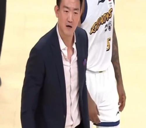 CBA最新排名：上海鎖第一10隊(duì)確定季后賽多隊(duì)爭(zhēng)12名白熱化