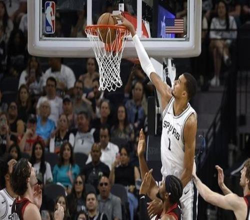 文班：不必等待贏球的時機現在就可以去爭取贏球