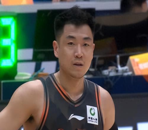 2連勝！北京男籃反超廣東山東五連敗難保前八，遼籃迎來好機會