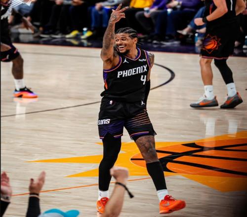 合砍71分+11籃板！創(chuàng)NBA歷史紀(jì)錄：休斯頓火箭你該后悔了！