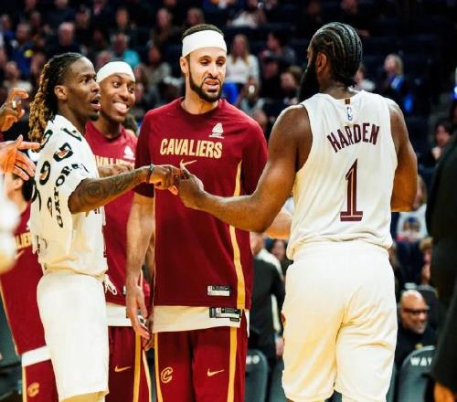 騎士全力沖冠1將作用不遜哈登他靠一招鮮穩坐中軍帳