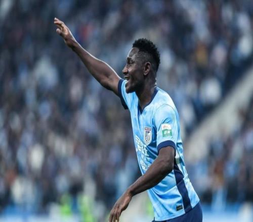 大連神奇大逆轉！豪取四連勝，6輪12分排第3，主場2戰河南全勝