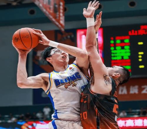 廣東19分領先遭福建逆轉！京粵爭四變天北控“守門員”魔咒再臨