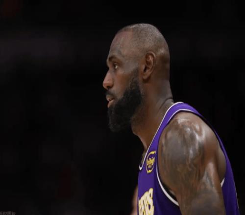 肯納德三分5中5轟27分封神41歲老詹12助攻湖人角色球員集體打瘋了