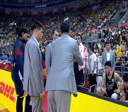 主教練被架空了！廣東男籃遭遇隊史最大危機，更衣室徹底炸了！