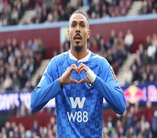 一個單刀不進，為什么全網都在罵22歲小孩