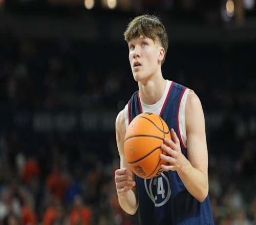 康涅狄格大學大一后場將回校再戰一年，明年他的選秀行情會更好