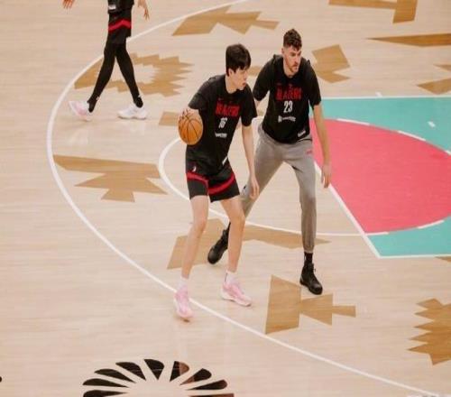 楊瀚森季后賽出場“打醬油”，開拓者新老板“摳門”被吐槽