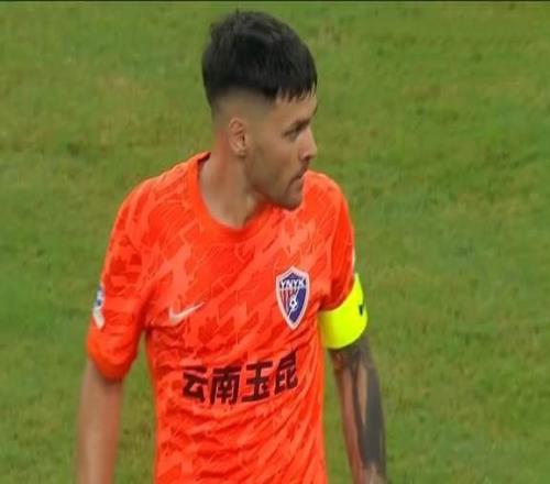 CCTV16直播，成都蓉城沖4連勝韋世豪斗法助攻王玉昆防線紙糊的