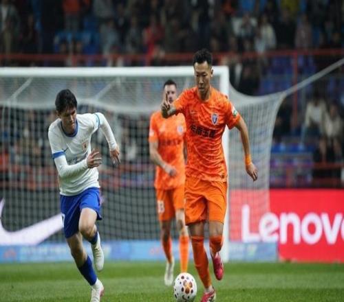 西部力量崛起！成都蓉城與重慶銅梁龍領跑積分榜，中超新格局不只因強隊被罰分