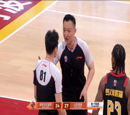 爆冷！終結15連勝，郭士強見證：山東男籃止5連敗，高詩巖太尷尬