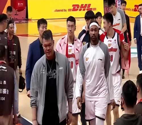 一場10696讓京深兩隊狂喜，廣東隊因禍得福，名利雙收