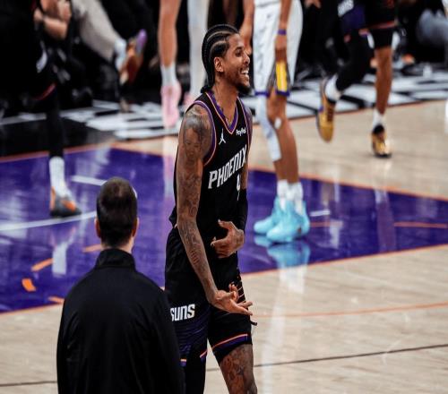 狂轟35分，爆砍36分！成季后賽最大的黑馬，這筆8換1交易賺大了