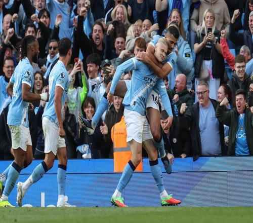 魯尼：曼城贏槍手后慶祝有些過頭，聯(lián)賽還剩6輪現(xiàn)在狂歡太早