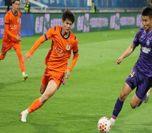 山東泰山逆轉(zhuǎn)擊敗津門虎，陳澤仕中超處子球反超，劉騏瑋生涯首秀