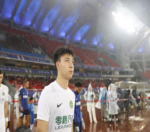 0射正0過人+被換下！19歲王鈺棟2次風波后持續低迷，近4輪中超0球