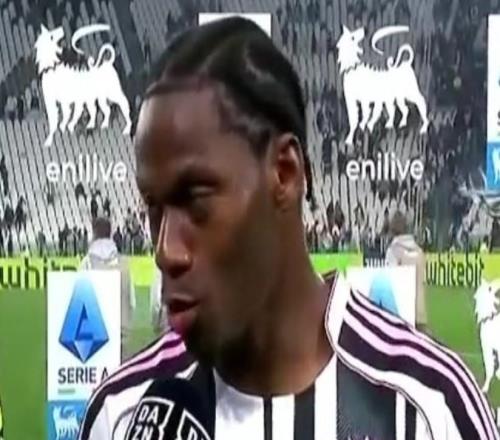 喬納森戴維：現(xiàn)在談下賽季目標(biāo)為時(shí)過(guò)早，我們專注于打進(jìn)歐冠