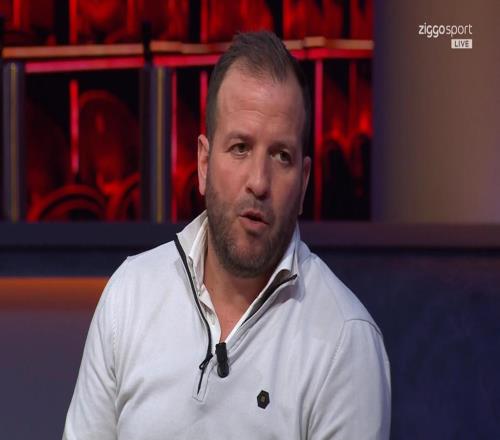 范德法特：斯密特天賦出眾，若延續(xù)這種表現(xiàn)未來(lái)有望加盟皇馬