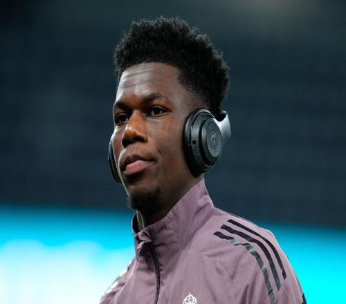 跟隊：曼聯(lián)今夏或簽3位中場，楚阿梅尼確實已是心儀目標之一