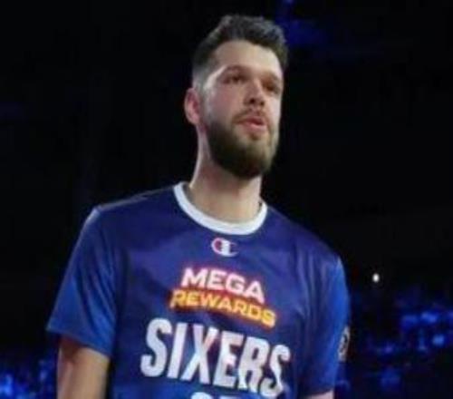 廣東新外援直接打季后賽得分王薩姆納受傷嚴(yán)重，或被取消注冊(cè)