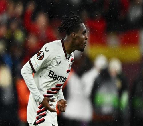 三年制造74球！勒沃庫森后衛格里馬爾多腳法完爆了歐洲大部分中場