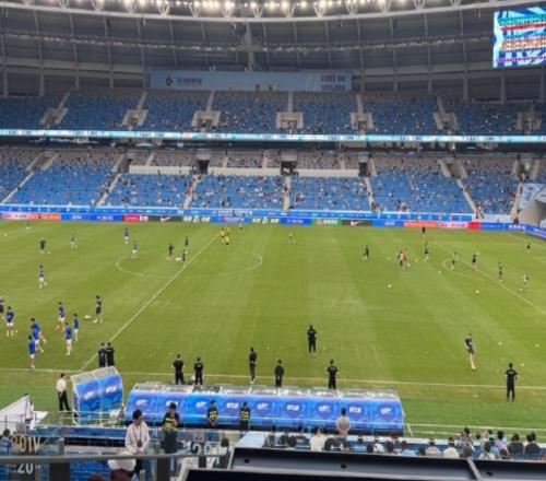 10！國安雖“絕殺深圳”，但比賽踢得“狠狽”，球迷：史上最差