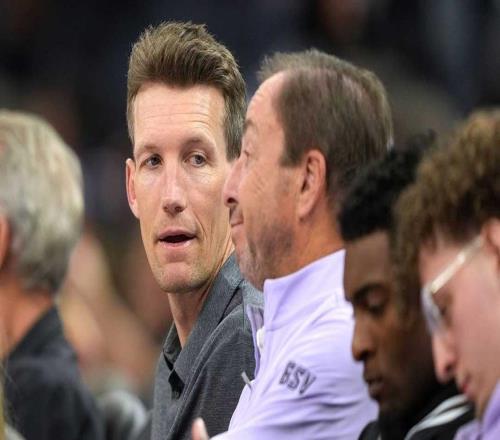 勇士隊(duì)傳聞：邁克鄧?yán)S秘密續(xù)約，公牛隊(duì)轉(zhuǎn)會(huì)傳聞甚囂塵上