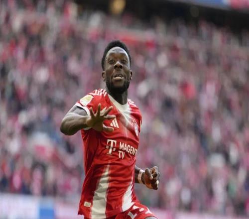 提前4輪德甲奪冠！拜仁4比2逆轉(zhuǎn)斯圖加特，迪亞斯助攻雙響、凱恩替補建功