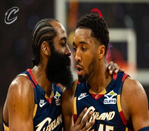 騎士滅猛龍總分20：哈登28分創3項里程碑米切爾30+7+5