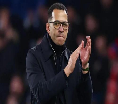 跟隊：羅塞尼爾想推行自己的戰術想法，更衣室對他并不買賬