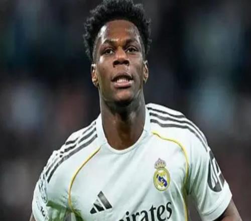 記者：曼聯有意簽楚阿梅尼，皇馬對數額可觀的報價持開放態度