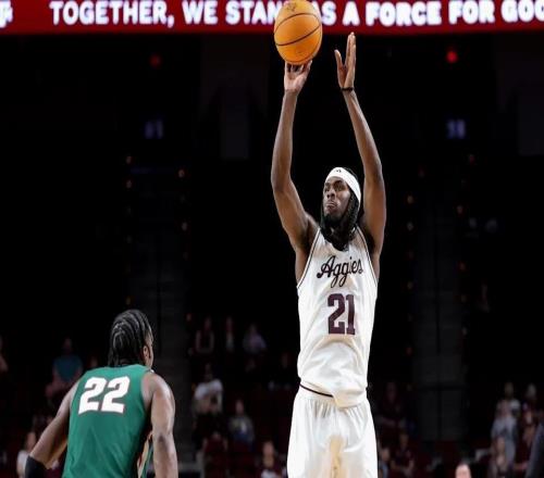 一名傷停球員的回歸，為何讓教練像過圣誕