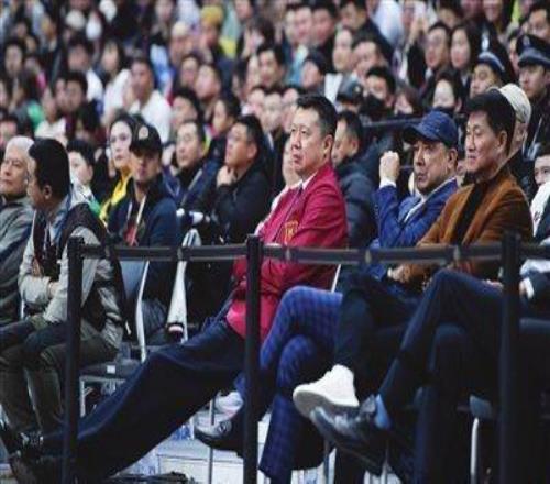 王治郅入選國際籃聯(lián)名人堂