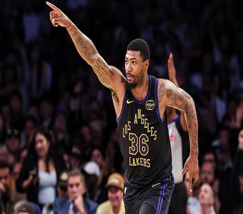 簡直是能攻善守！湖人后場大閘到了季后賽竟然在進攻端勢不可擋