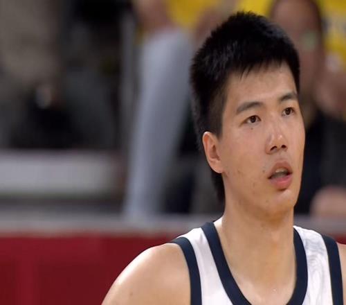 效仿徐昕申請離隊焦泊喬拒絕與杜鋒交流，休賽期將主動尋求交易