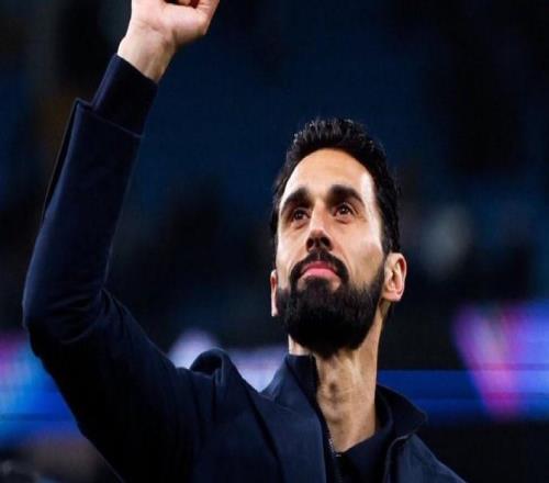 記者：部分高層希望阿韋洛亞留任，但弗洛倫蒂諾認為必須換帥