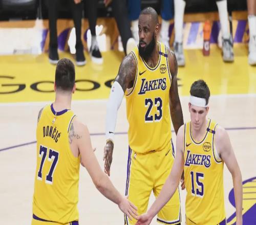 里夫斯即將復(fù)出！杜蘭特扭傷腳踝！火箭遭遇沉重打擊