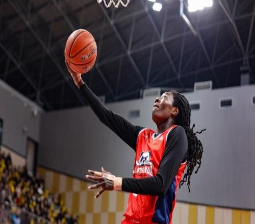 四川女籃官宣：坎貝奇重傷+奧貢鮑爾禁賽單外援出戰總決賽搶五