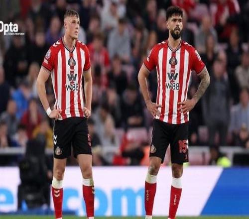 自2015年對(duì)陣曼城以來，桑德蘭首次正式比賽半場丟4球