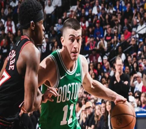 綠軍險(xiǎn)勝76人！21領(lǐng)先，雙探花轟50+11+11，馬克西空砍31分6助