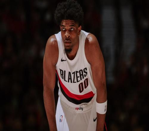 文班缺陣太子狂砍33分，榜眼27+10比肩科比，馬刺15分逆轉開拓者